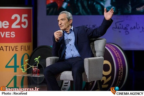 به عنوان بازیگر می توانم هر نوع نقشی را ایفا کنم/نمیدانم چرا به من نقش جدی پیشنهاد نمی شود خشایار راد