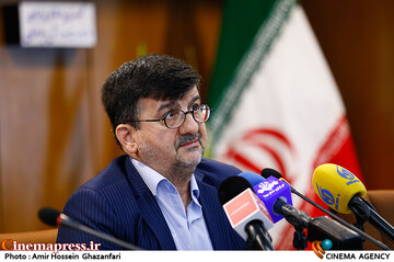 عبدالحمید احمدی در نشست رسانهای سیزدهمین جشنواره فیلم و عکس ورزشی ایران