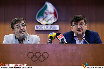 عبدالحمید احمدی و سید مجتبی علوی در نشست رسانهای سیزدهمین جشنواره فیلم و عکس ورزشی ایران