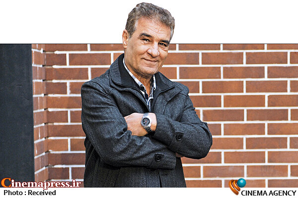 بزرگترین مشکل ما در سینما «فیلمنامه» است/ فیلمهای امروز حس و حال ندارد و به شکلی «بیروح» است/ «فیلمسازان» به دنبال آن هستند تا به نوعی «تکنیک فیلمسازی» خود را به رخ بکشند تا اینکه بیشتر به محتوا و متن بپردازند جعفر دهقان