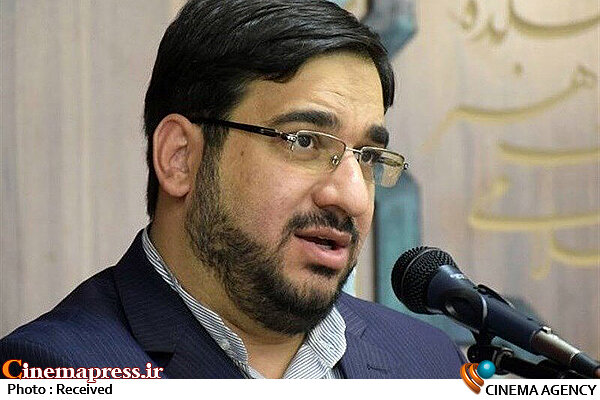 ساعی: ما «سینمای اسلامی» نداریم/ «اصغر فرهادی» بخشی از «هنر انقلاب اسلامی» است! ساعی: ما «سینمای اسلامی» نداریم/ «اصغر فرهادی» بخشی از «هنر انقلاب اسلامی» است!