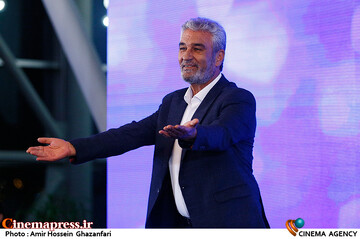 جعفر دهقان در مراسم افتتاحیه هشتمین جشنواره بین‌المللی فیلم شهر