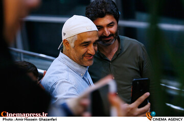 پژمان جمشیدی در مراسم افتتاحیه هشتمین جشنواره بین‌المللی فیلم شهر