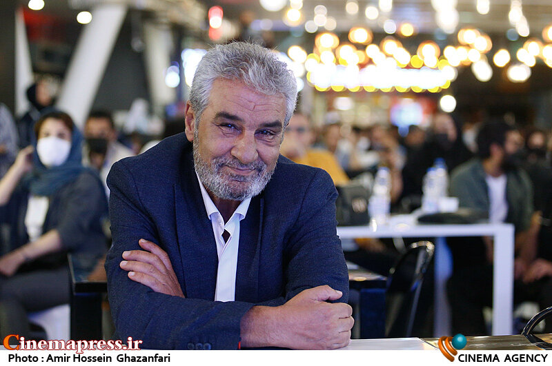 سینمای امروز با سلیقه من جور نیست/ نمیتوانم در فیلمی کار کنم که در آن فقط دلقکبازی، مسخرهبازی و هجو است جعفر دهقان