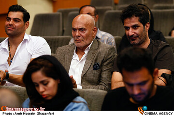 جشمید هاشم پور در اختتامیه سیزدهمین جشنواره بین‌المللی فیلم‌های ورزشی ایران