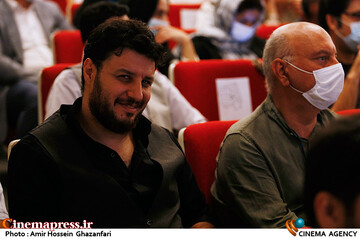 جواد عزتی در مراسم اختتامیه هشتمین جشنواره بین‌المللی فیلم شهر