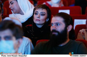 یکتا ناصر در مراسم اختتامیه هشتمین جشنواره بین‌المللی فیلم شهر