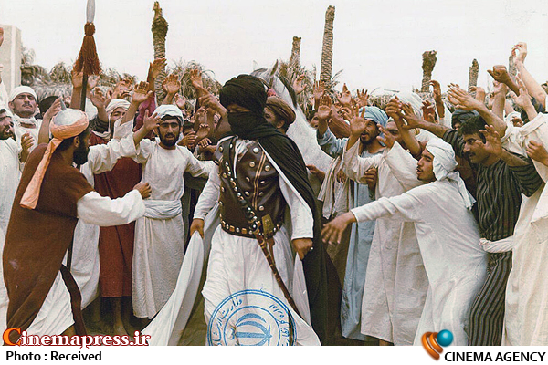 از هزینه کرد بیتالمال برای شوآفهایی همچون «سینما تکیه» تا غفلت از تمرکز بر تولید آثار استراتژیک بر محور «عاشورای حسینی»