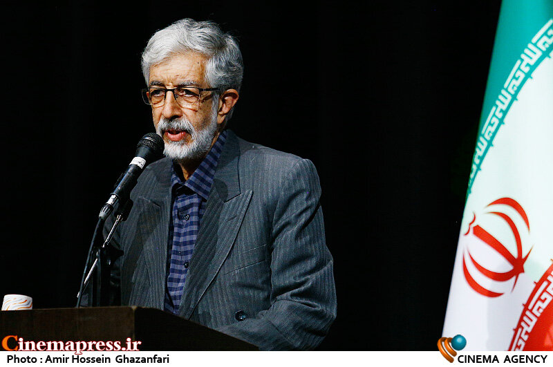 حداد عادل: «شاعر» امروز باید ناکارآمدی بسیاری از سازمانهای بینالمللی در مقابله با ظلم را به تصویر بکشد و صدای حقیقت را به گوش جهانیان برساند حداد عادل: «شاعر» امروز باید ناکارآمدی بسیاری از سازمانهای بینالمللی در مقابله با ظلم را به تصویر بکشد و صدای حقیقت را به گوش جهانیان برساند