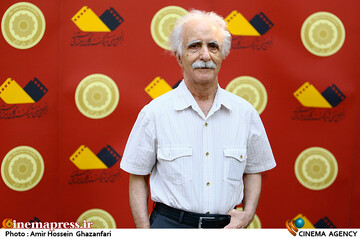 محمدرضا اصلانی در دومین دوره اهدای نشان عالی خورشید