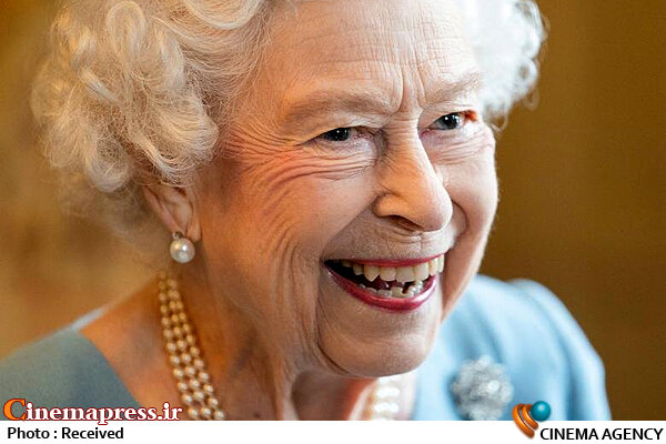 اینگونه نیست که از مرگ یک شیطان ۹۳ ساله ذوق کنیم/کسانی که به خون‌خواری این ملکه شک دارند «شجاع‌دل» را لااقل ببینید