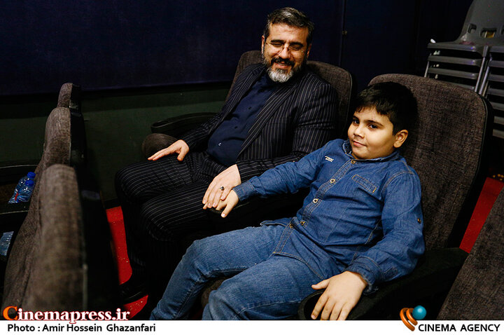 عکس / حضور وزیر فرهنگ و ارشاد اسلامی در سینما آزادی
