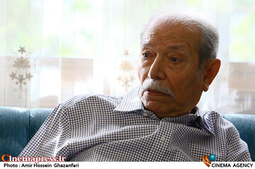 دیدار رئیس سازمان سینمایی با استاد علی نصیریان