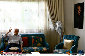 دیدار رئیس سازمان سینمایی با استاد علی نصیریان