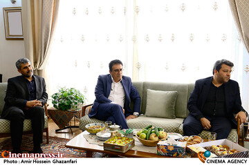 دیدار رئیس سازمان سینمایی با استاد علی نصیریان
