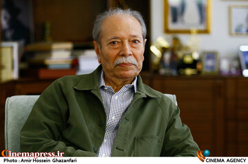 دیدار رئیس سازمان سینمایی با استاد علی نصیریان