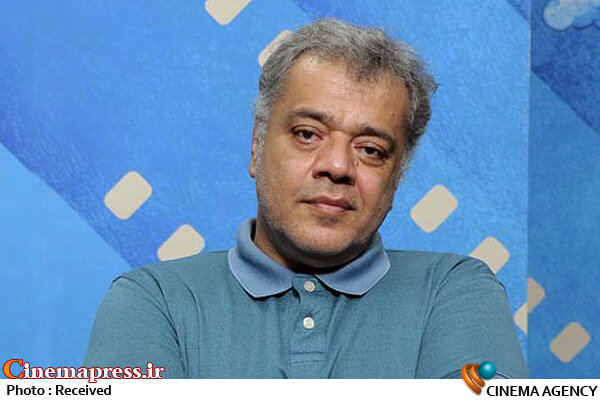 قاسمی جامی: برای ساخت یک اثر دفاع مقدسی سال ها باید بدویم و وقت بگذاریم و در نهایت هم حمایت نمی شویم/ مدیران نباید با سلیقه خودشان نسل فیلمساز دفاع مقدس را نابود کنند حسین قاسمی جامی