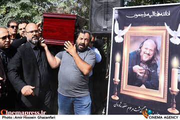 مراسم تشییع و خاکسپاری پیکر مرحوم امین تارخ