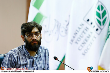 میکائیل دیانی در نشست خبری سی و نهمین جشنواره فیلم کوتاه تهران