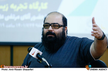 مرتضی علی عباس میرزایی در نخستین دوره هفته فیلم کوتاه دفاع مقدس