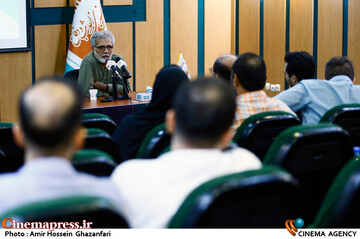 <a href='https://sayeb.ir/tag/%d8%a8%d9%87%d8%b1%d9%88%d8%b2-%d8%a7%d9%81%d8%ae%d9%85%db%8c'></div>بهروز افخمی</a> در نخستین دوره هفته فیلم کوتاه دفاع مقدس