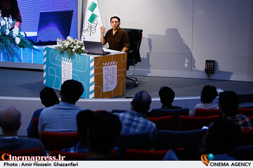 آرش قاسمی در چهارمین روز سی و نهمین جشنواره بین‌المللی فیلم کوتاه تهران