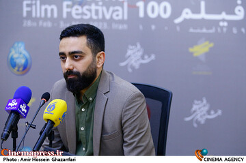 یوسف منصوری در نشست خبری سیزدهمین جشنواره بین المللی فیلم ۱۰۰