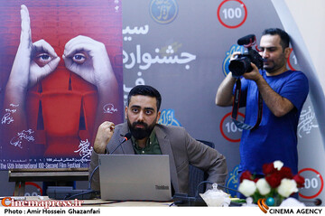 یوسف منصوری در نشست خبری سیزدهمین جشنواره بین المللی فیلم ۱۰۰