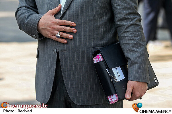 آخرین تلاش «نیروهای بومی سفارت آمریکا» برای جلوگیری از تسخیر «لانههای فرهنگی»