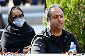 مراسم تشییع پیکر مرحوم <a href='https://sayeb.ir/tag/%d8%ac%d9%84%d8%a7%d9%84-%d9%85%d9%82%d8%a7%d9%85%db%8c'></div>جلال مقامی</a>