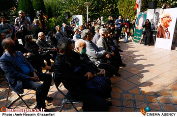 مراسم تشییع پیکر مرحوم <a href='https://sayeb.ir/tag/%d8%ac%d9%84%d8%a7%d9%84-%d9%85%d9%82%d8%a7%d9%85%db%8c'></div>جلال مقامی</a>