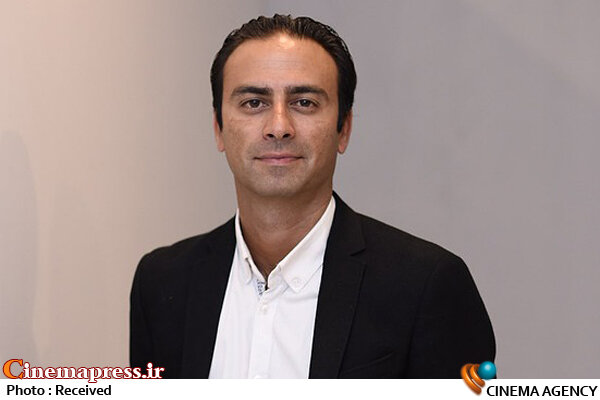 فربد: ناآرامی های اخیر میزان مخاطبان «هروی سنتر» را به یک پنجم کاهش داد/ سازمان سینمایی باید تدبیر عاجل برای رفع بحران گیشه داشته باشد همایون فربد