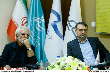 هاشم میرزاخانی و منوچهر شاهسواری در مراسم رونمایی از سامانه بلیتفروشی آیتیکت