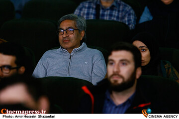 حبیب احمدزاده در مراسم اختتامیه پنجاه و دومین جشنواره فیلم رشد