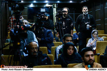 نشست خبری شانزدهمین جشنواره بینالمللی سینماحقیقت
