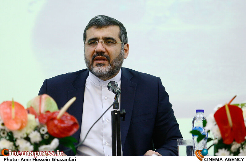 نهضت قرآن را مرهون امام راحل هستیم گردهمایی مستندسازان با محمدمهدی اسماعیلی وزیر فرهنگ و ارشاد اسلامی