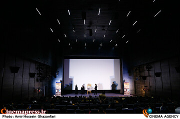 مراسم اکران فیلم مستند قرار روز شانزدهم