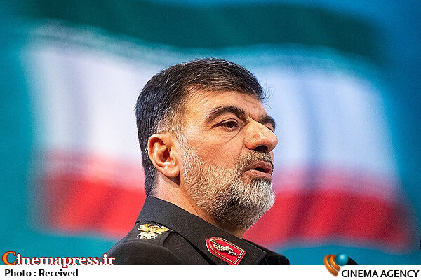لازمه همافزایی «پلیس» با «رسانه ملی» طراحی یک راهبرد اقدام مشترک برای فرهنگسازی و تزریق حس اطمینان و آرامش به جامعه است احمدرضا رادان؛ نیروی انتظامی