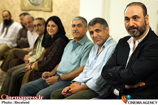 از فقدان آثار هنری در «جهاد تبیین» تا خطر ایجاد «دوربرگردان» برای جامعه «سلبریتی»