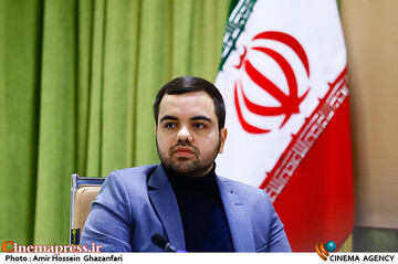 محمد خاجی در نشست خبری پانزدهمین جشنواره هنرهای تجسمی فجر