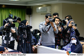 نشست خبری پانزدهمین جشنواره هنرهای تجسمی فجر