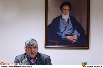 سیدمصطفی زراوندیان در نشست خبری پانزدهمین جشنواره هنرهای تجسمی فجر