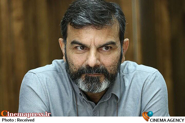 میشود از سنتهای اصیل و بومی هنر ایرانی استفاده کرد و در عینحال کاری نو و بهروز خلق کرد حسین عصمتی