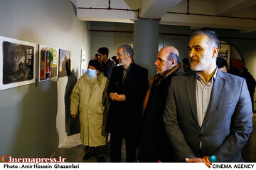 عبدالرضا سهرابی، سیدعباس میرهاشمی و محمود سالاری در افتتاحیه پانزدهمین جشنواره هنرهای تجسمی فجر