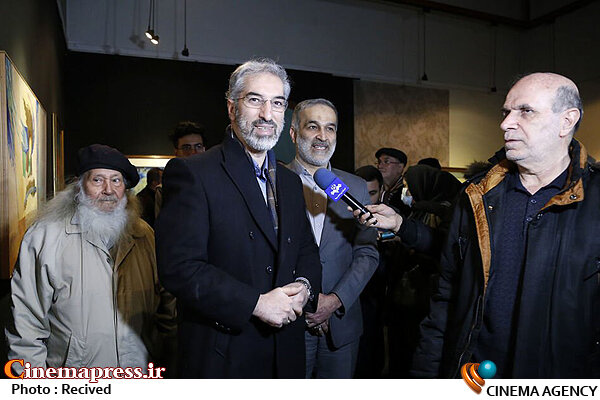 آغوشمان برای انواع و اقسام نگاهها در هنر باز است اما هنر از دیدگاه متعالی و نه هنر منحرف فقط تکنیکال و تکنیکزده! محمود سالاری