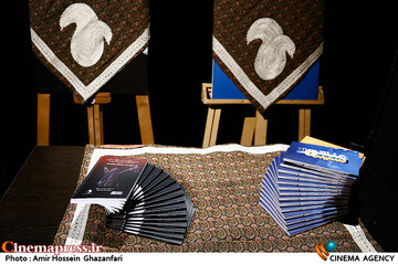 مراسم رونمایی از کتابهای منشور سینما و ماهیتشناسی نخستین فتنه در قرن جدید