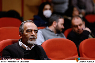 محسن علی اکبری در مراسم رونمایی از کتابهای منشور سینما و ماهیتشناسی نخستین فتنه در قرن جدید