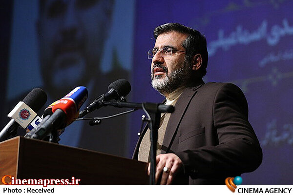 اسماعیلی: تجلیل از شاعر انقلابی اتفاق مبارکی است که در راستای رویکرد اصلی وزارت فرهنگ در توجه ویژه به حوزه شعر رخ داده است محمد مهدی اسماعیلی