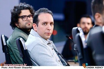 حسین میرزامحمدی در نشست خبری فیلم سینمایی کت چرمی