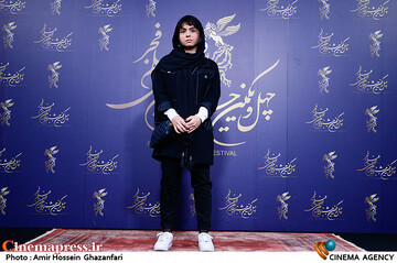 سارا حاتمی در پنجمین روز از چهل و یکمین جشنواره بین‌المللی فیلم فجر